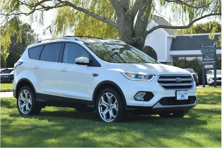 $15500 : Ford Escape 2017 AWD Titaniu image 1