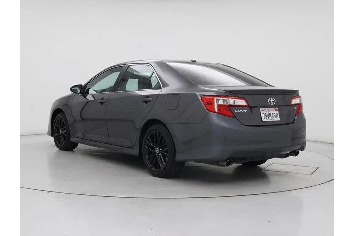$14998 : Toyota Camry 2014 SE V6 4dr image 2