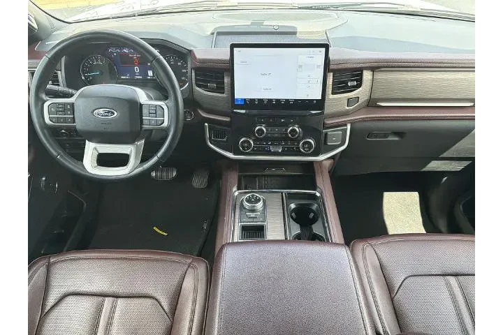 $39768 : Ford Expedition 2024 4x2 Lim image 2