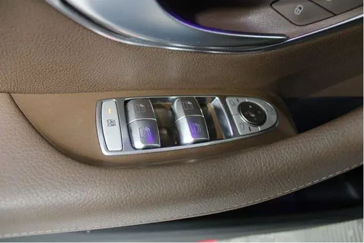 $23945 : Mercedes-Benz E-Class 2017 A image 7