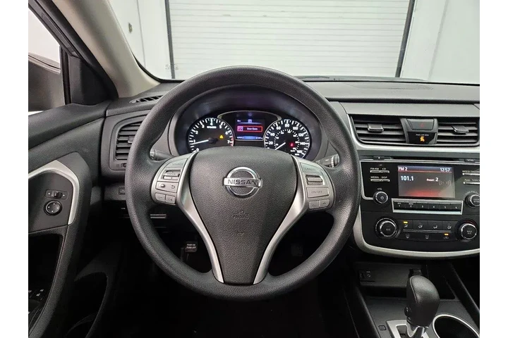 $11599 : Nissan Altima 2016 2.5 S 4dr image 10