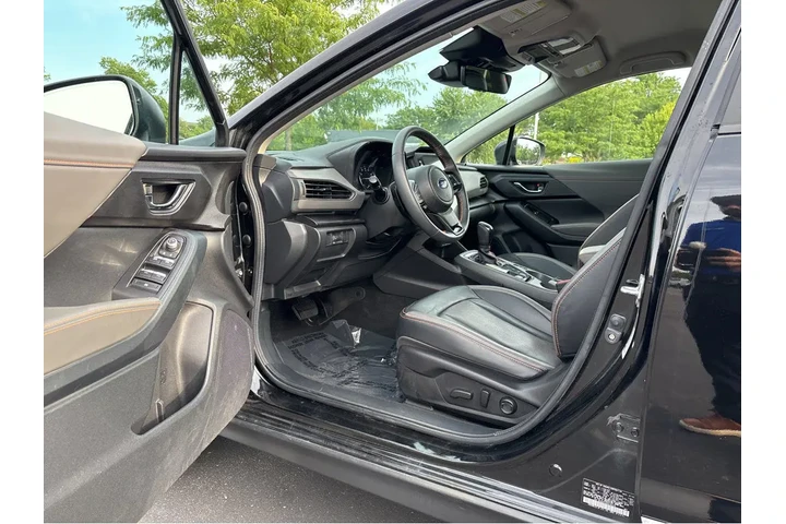 $30000 : 2024 Crosstrek Limited image 2