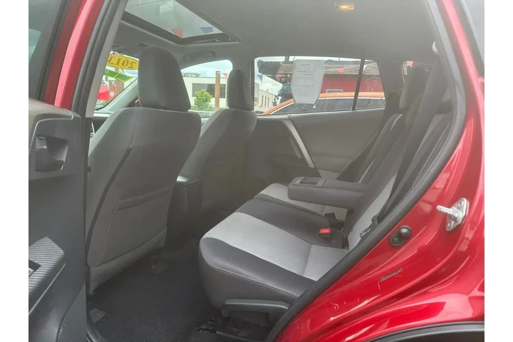 $13000 : 2013 TOYOTA RAV42013 TOYOTA R image 6