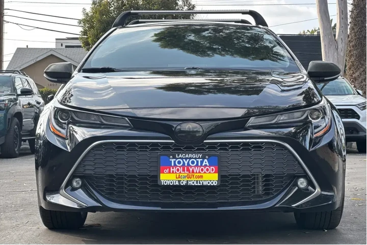 $24499 : Toyota Corolla Hatchback 202 image 9