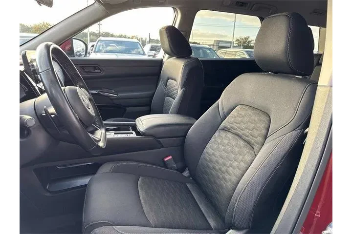 $31797 : Nissan Pathfinder 2024 SV 4d image 9