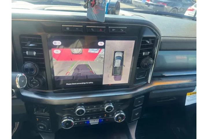 2024 F-250 Super Duty Lariat image 10