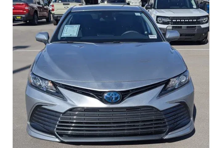 $25999 : Toyota Camry Hybrid 2023 LE image 6