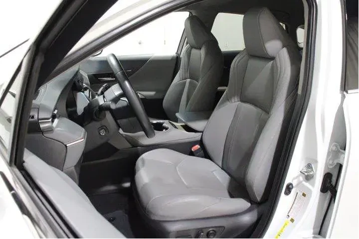 $38998 : Toyota Venza 2024 AWD Limite image 5