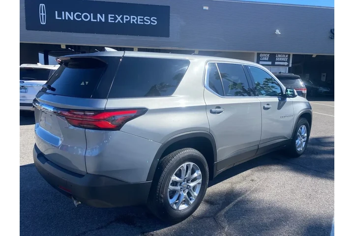 $27485 : Chevrolet Traverse 2023 LS 4 image 5