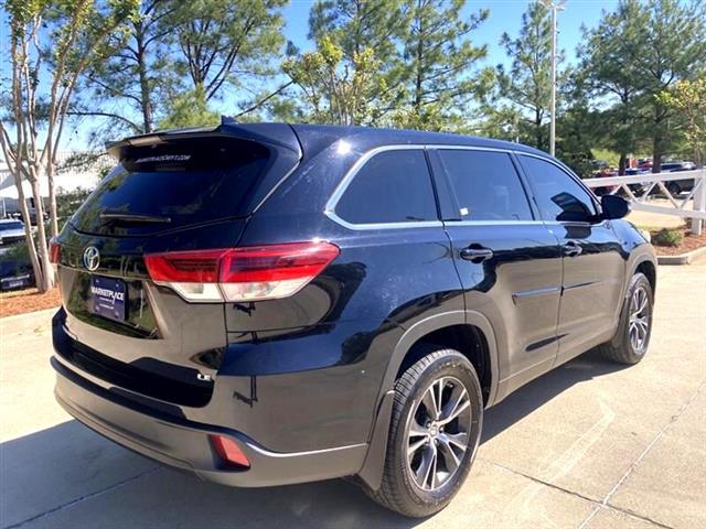 $26954 : 2019 Highlander LE Plus FWD V6 image 9