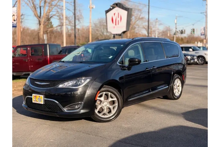 $19500 : 2018 Pacifica Touring L Plus image 3
