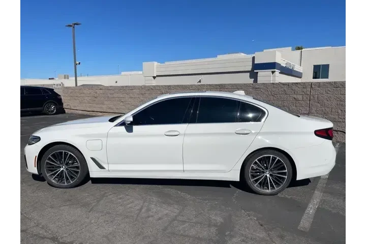 $24888 : BMW 5 Series 2021 530e 4dr S image 8