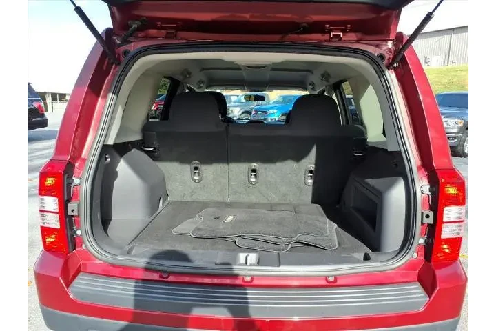 $9995 : Jeep Patriot 2014 4x4 Sport image 4