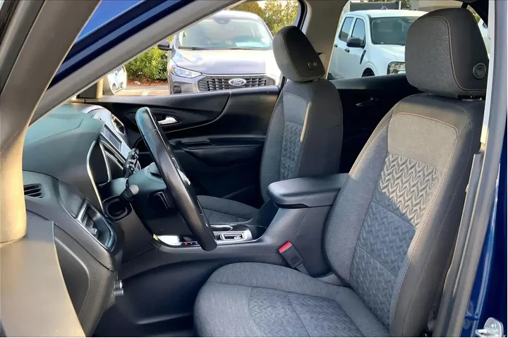 $17575 : Chevrolet Equinox 2022 LT 4d image 8