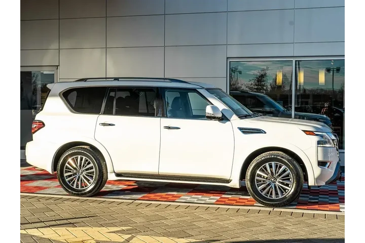 $28788 : Nissan Armada 2023 4x4 SL 4d image 6