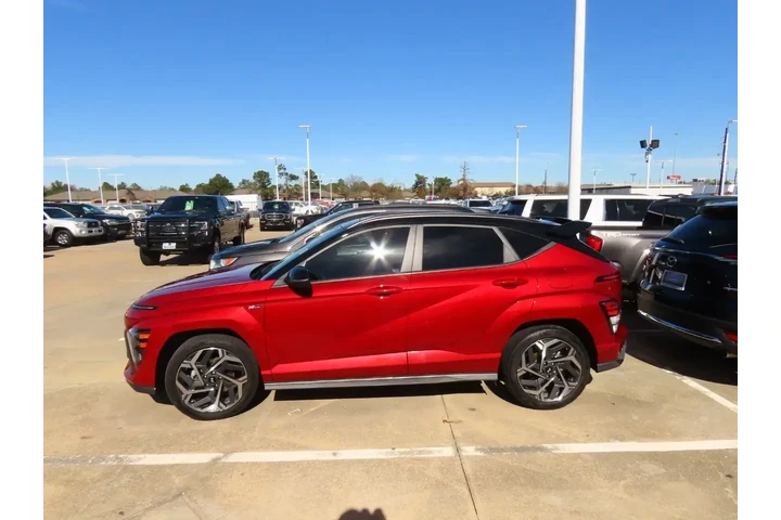 $20499 : Hyundai KONA 2024 N Line 4dr image 7