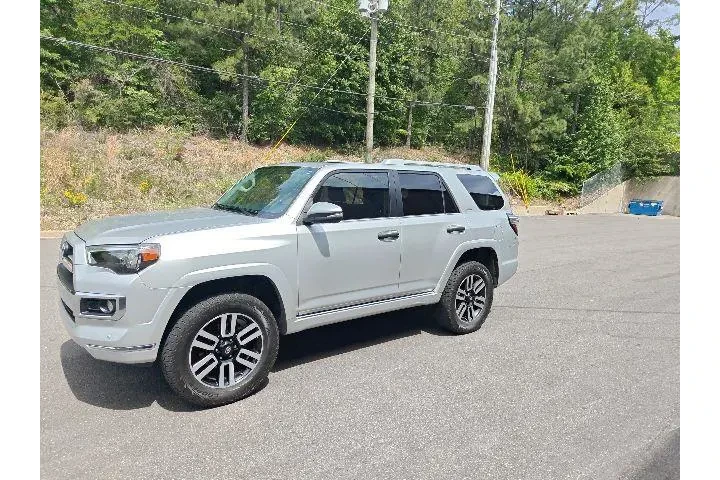 $16990 : Toyota 4Runner 2014 4x2 Limi image 6