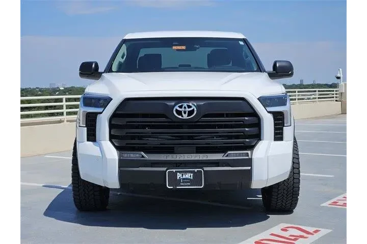 $39998 : Toyota Tundra 2024 4x4 SR5 4 image 2