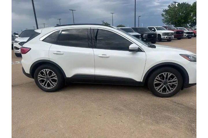 $14700 : Ford Escape 2020 SEL 4dr SUV image 3