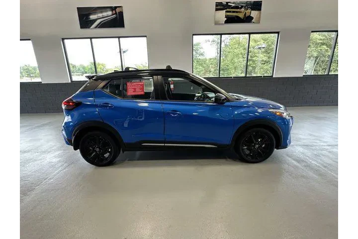 $24895 : Nissan Kicks 2024 SR 4dr Cro image 7