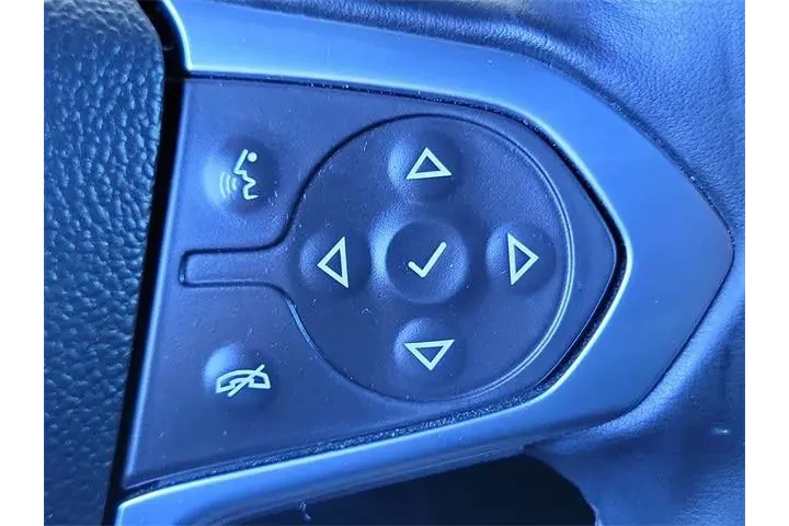 $28819 : Chevrolet Traverse 2023 LT C image 9