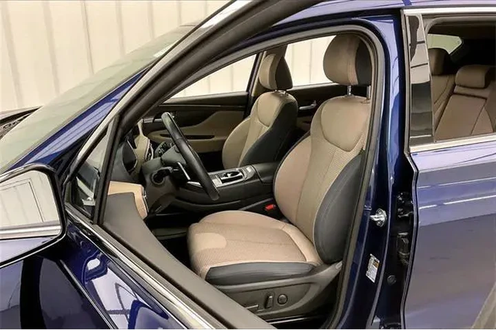 $25990 : Hyundai SANTA FE 2023 AWD SE image 8