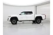 $38998 : Toyota Tacoma 2022 4x4 TRD P thumbnail