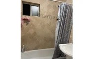 $1100 : RENTO CUARTO CON BAÑO thumbnail