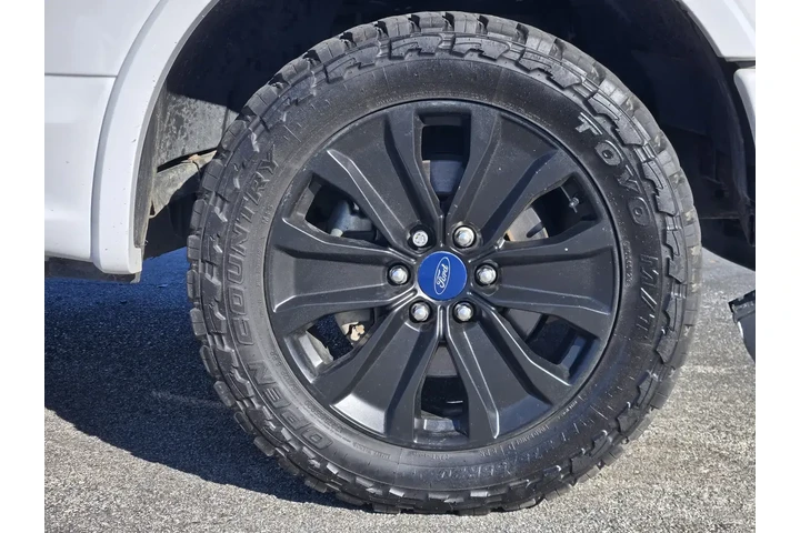 $32993 : Ford F-150 2020 4x4 Lariat 4 image 10