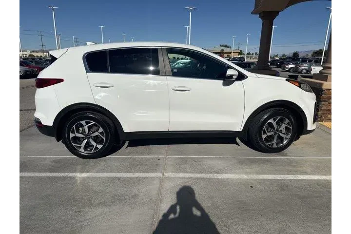 $12585 : Kia Sportage 2020 LX 4dr SUV image 8