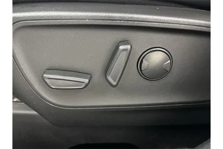 $21000 : Ford Escape 2022 AWD Titaniu image 4