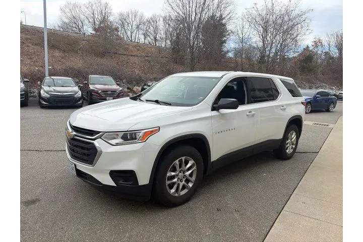 $17888 : Chevrolet Traverse 2020 LS 4 image 3