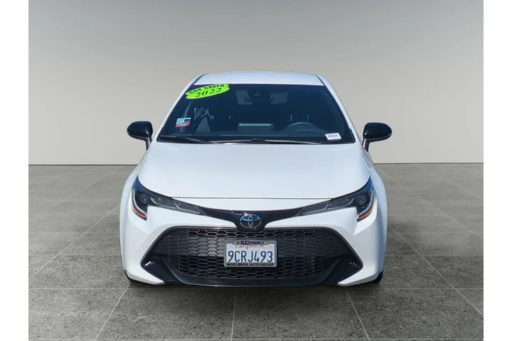 $24617 : Toyota Corolla Hatchback 202 image 8