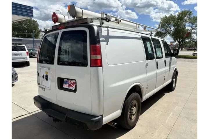 $16990 : 2014 Express 2500 image 7