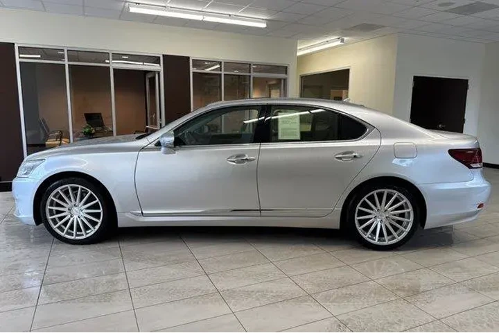 $15995 : Lexus LS 460 2013 4dr Sedan image 7