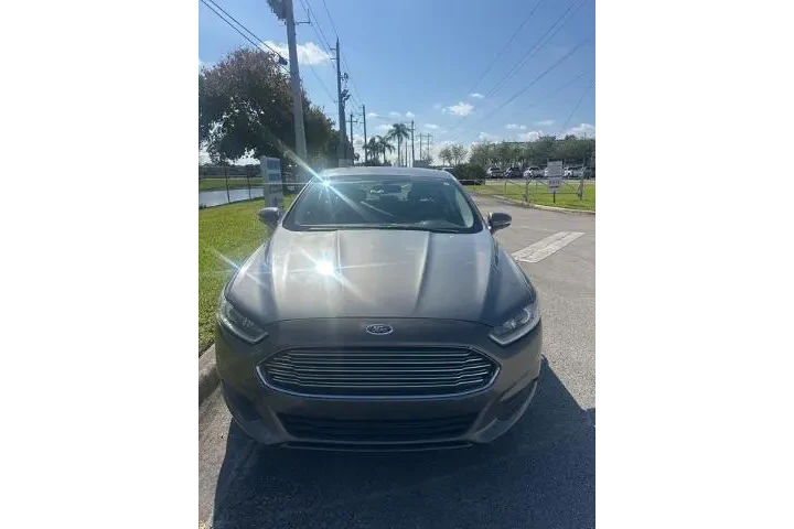 $5000 : Ford Fusion 2014 SE 4dr Seda image 3