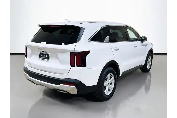 $27384 : Kia Sorento 2024 LX 4dr SUV image 7