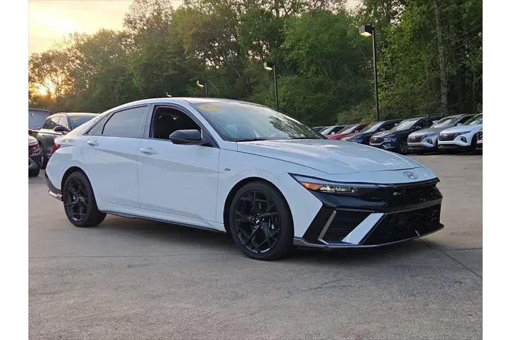 $25990 : Hyundai ELANTRA 2025 N Line image 9