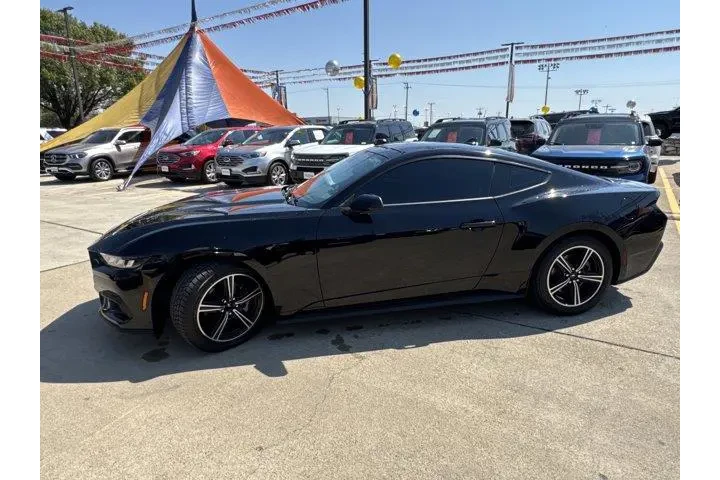 $29646 : Ford Mustang 2024 EcoBoost 2 image 9