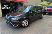 2018 Pacifica Hybrid Touring en Greenville