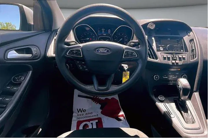 $7500 : Ford Focus 2015 SE 4dr Hatch image 8