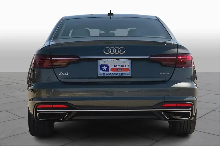 $31980 : Audi A4 2024 AWD quattro S l image 4