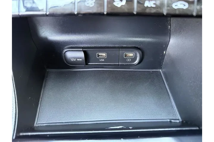 $19999 : Kia K5 2022 LXS 4dr Sedan image 8