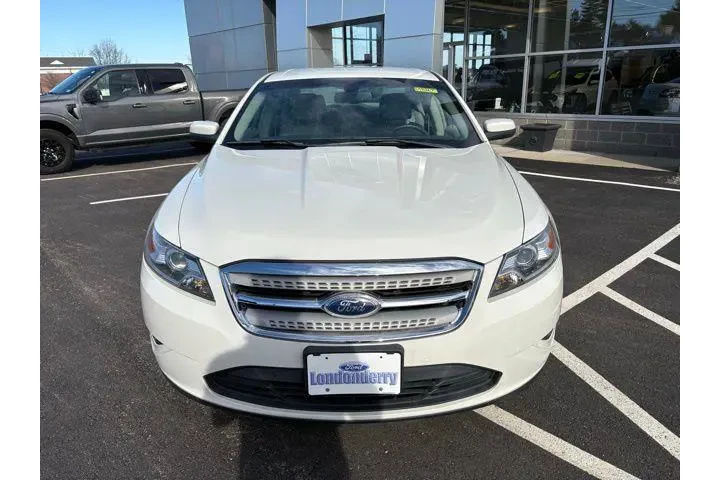 $11995 : Ford Taurus 2011 SEL 4dr Sed image 8