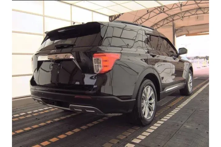 $31984 : Ford Explorer 2024 XLT 4dr S image 3