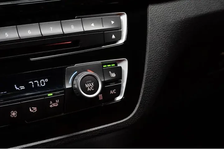 $28995 : BMW 2 Series 2018 M240i 2dr image 10