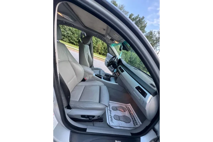 $4500 : 2006 BMW 3 Series 325i image 4