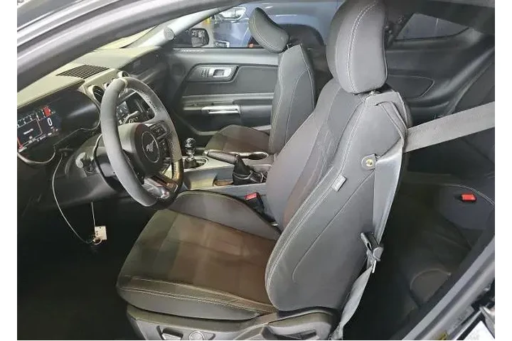 $34600 : Ford Mustang 2018 GT 2dr Fas image 2