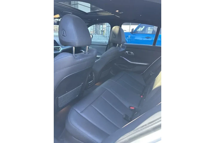 $20351 : BMW 3 Series 2019 330i 4dr S image 3