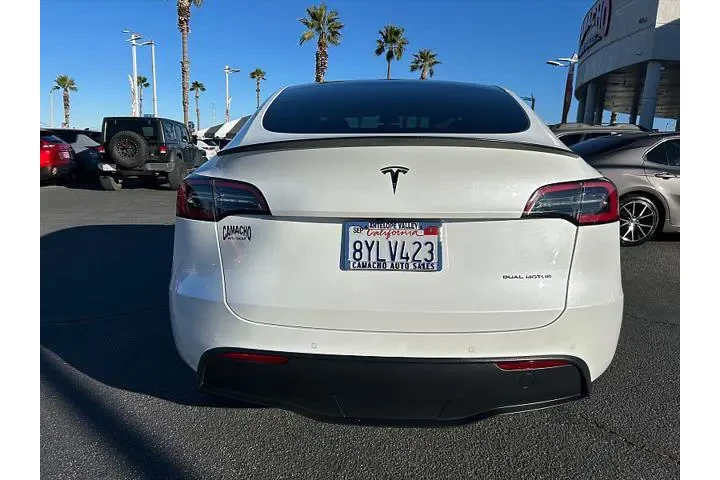 $31995 : Tesla Model Y 2021 AWD Long image 8